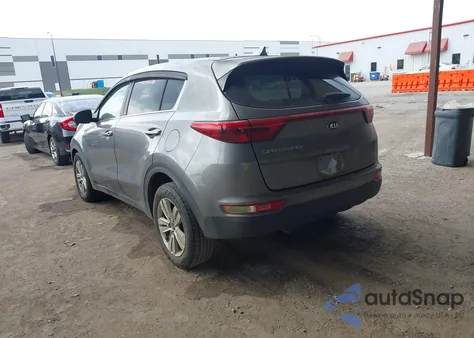 2018 Kia Sportage Lx z USA, uszkodzony, nr VIN KNDPM3AC7J7481886